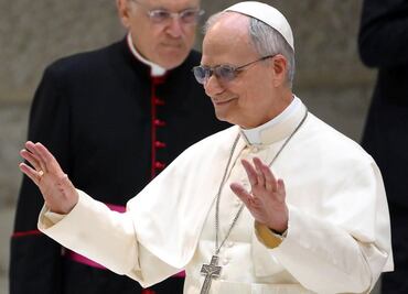 Papa León XIV defiende libertad de expresión; pide liberar a periodistas presos