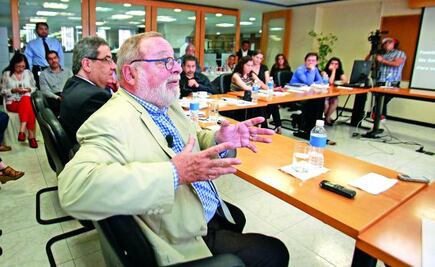 Estamos viviendo en una sociedad hiperinformada: Savater