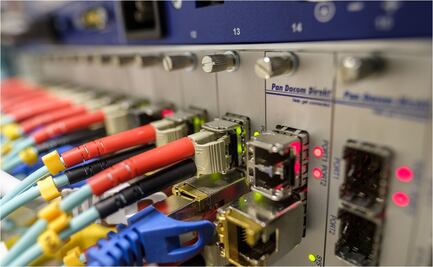 México está por debajo del promedio de conexión a internet con fibra: OCDE