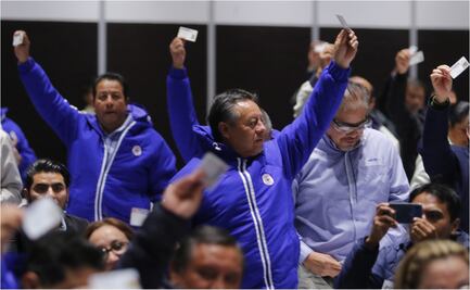 Cooperativistas de la Cruz Azul quieren rechazar renuncia de Guillermo Álvarez