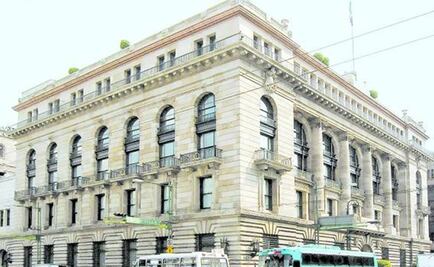 Mexico cenbank head sees no imminent reason for extraordinary board meeting