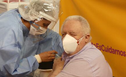 OMS pide a farmacéuticas que hagan más para que países pobres tengan vacunas