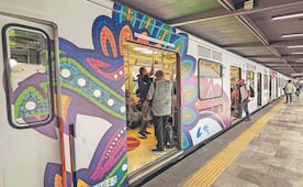 Por el Mundial, trenes de la Línea 2 del Metro tienen nueva imagen