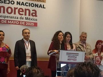 Morena prohíbe nepotismo, opulencia y "extravagancias"; militantes deberán actuar con austeridad