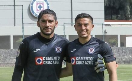 Hijo de Jesús Corona abandona Cruz Azul por falta de minutos 
