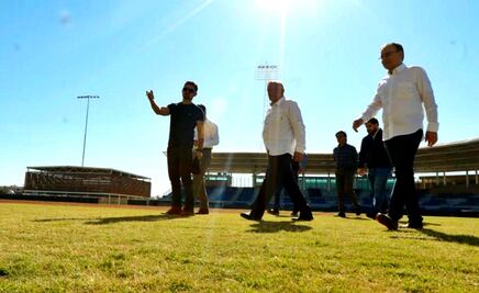 Como Residente, cantante de Calle 13, mi sueño era ser beisbolista: AMLO