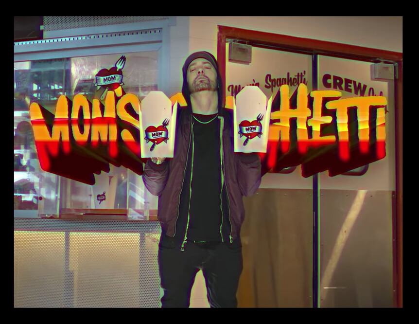 Foto: Youtube Eminem - Mom's Spaghetti Restaurant