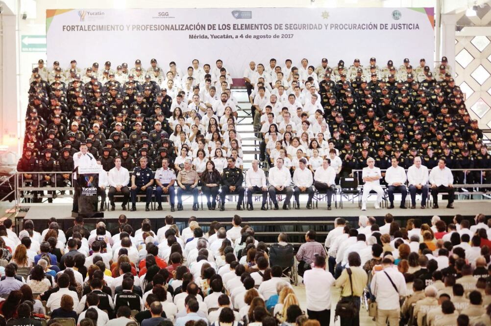 El gobernador del estado, Rolando Zapata Bello dijo que el aumento responde a un acto de justicia y es parte de las acciones de la estrategia Escudo Yucatán (ESPECIAL)