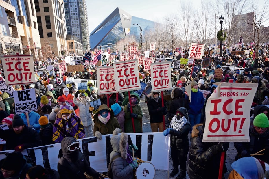 AP:Angelina Katsanis