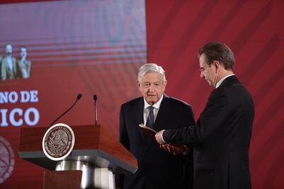 Inicia ciclo escolar en calma y sin problemas: AMLO