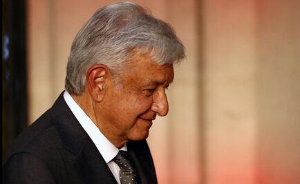 López Obrador, una estrella de rock en las calles de México