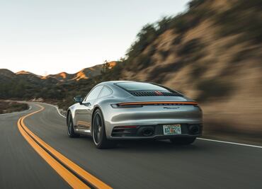 La app de Porsche que te llevará por rutas más divertidas