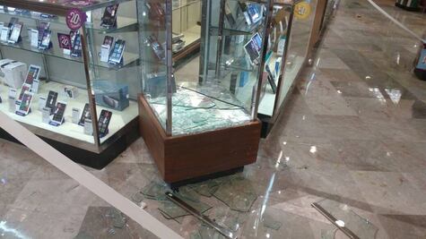 Asaltan Sanborns en Lomas Verdes; hay cuatro detenidos