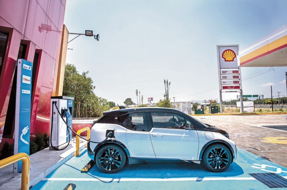 Infraestructura. BMW invirtió 700 mil dólares en la instalación de seis estaciones de carga. Foto: CORTESÍA