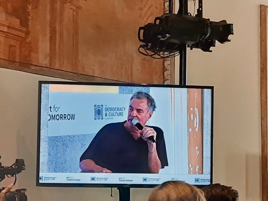 El cineasta Amos Gitai participó en el encuentro Art for Tomorrow, donde habló sobre el conflicto Israel-Palestina. Foto: Frida Juárez EL UNVIERSAL
