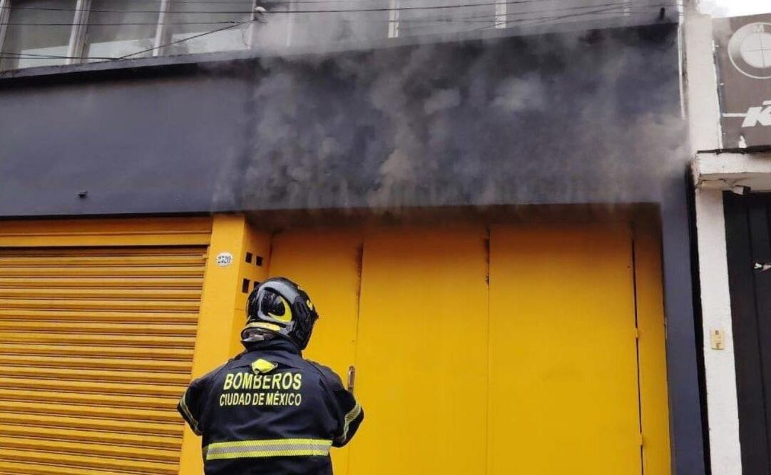 Se incendia local comercial en alcaldía Coyoacán (24/06/2025). Foto: Especial