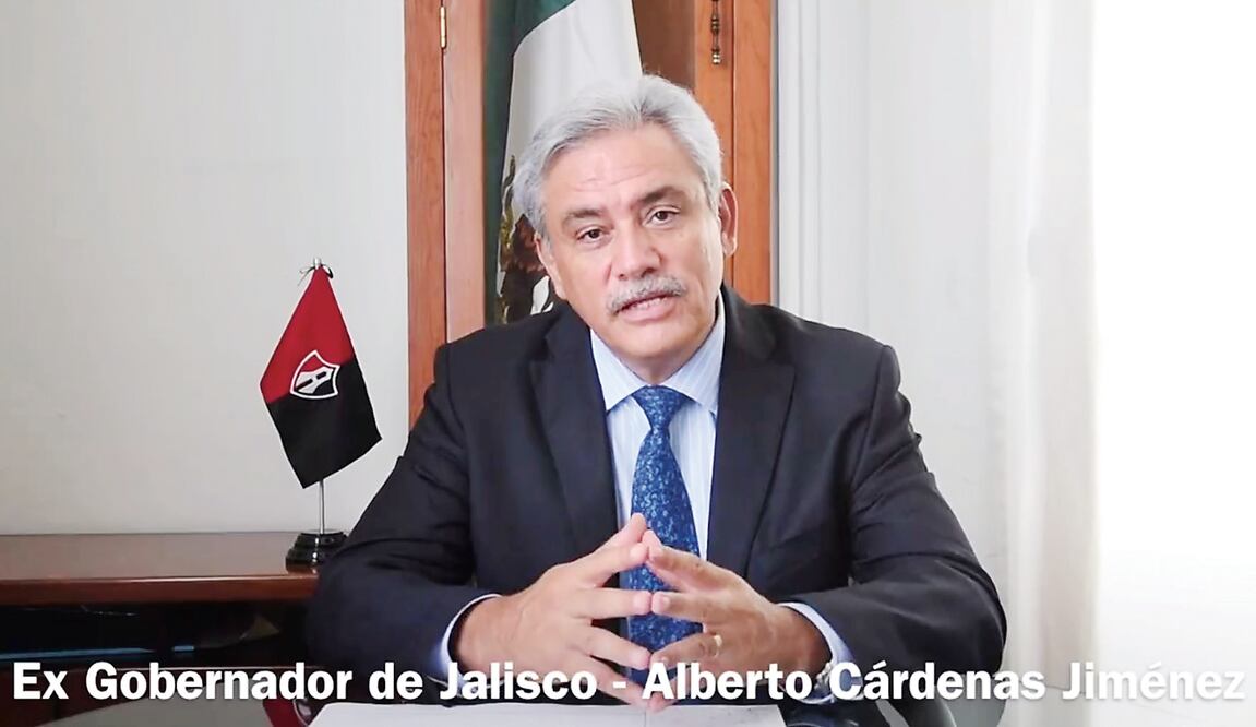 En su mensaje, Alberto Cárdenas, ex gobernador de Jalisco, dijo que Corral “es un panista (...) que confronta tanto al gobierno federal como a empresarios”. ESPECIAL