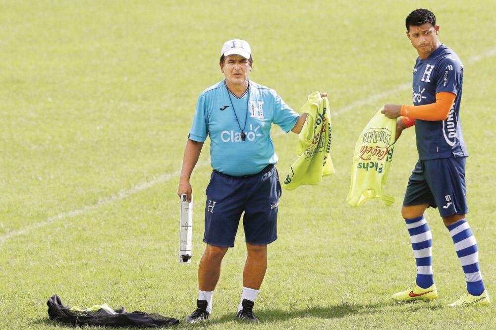 A Jorge Luis Pinto le urge sumar puntos, hoy (IMAGO7)