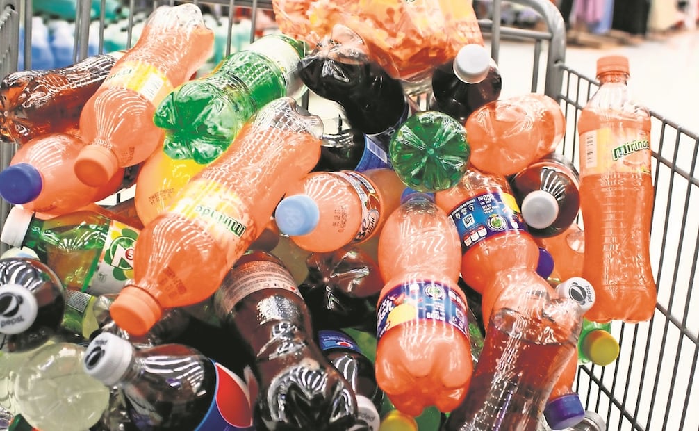 Las bebidas con edulcorantes no son recomendadas para niños e incluso están etiquetadas para alertar al consumidor. Foto: Archivo / EL UNIVERSAL