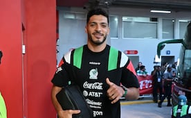 Raúl Jiménez permanecería en Inglaterra con este club