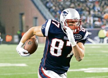 Broncos apuesta por Phillips y su defensa