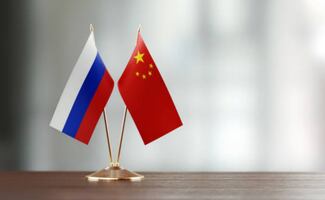 China impone controles de exportación a 14 entidades de la Unión Europea; es en represalia por las sanciones a Rusia, su aliada