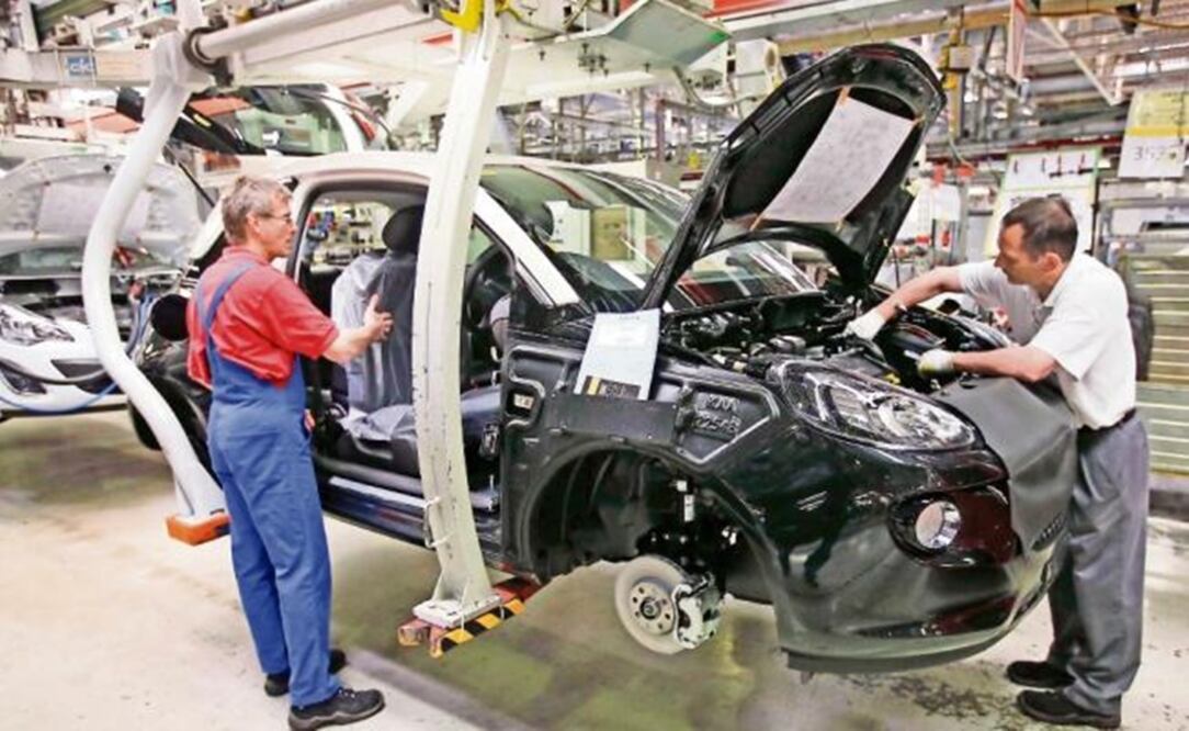 Los ingenieros en manufactura son los que tienen el mejor sueldo al obtener un salario promedio mensual de 27 mil 251 pesos (Foto: Archivo)