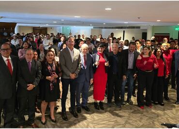 Alcaldesa electa de Xochimilco presenta a su gabinete; diálogo tendrá prioridad por encima del uso de fuerza pública, asegura