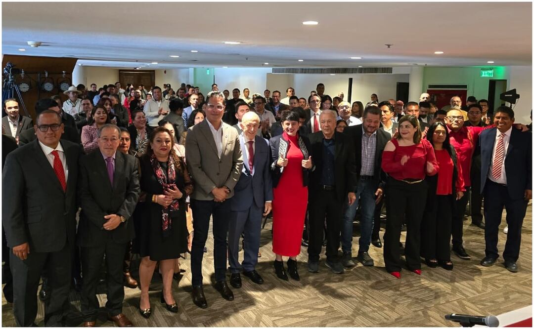 Circe Camacho, Alcaldesa electa de Xochimilco, presenta este 28 de septiembre a quienes integrarán su próximo gabinete de gobierno. Foto: Especial