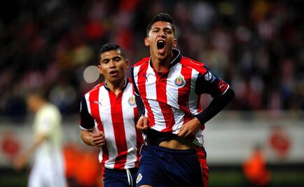 Chivas vence 1-0 al América en el Clásico Nacional