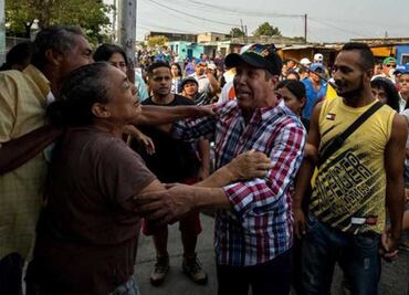 Notifican a familiares muerte de 68 personas durante motín en Venezuela