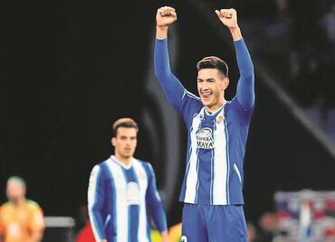 Club inglés ya tiene en la mira a César Montes