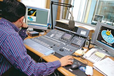 Interesados en licitación buscan digitalizar la radio