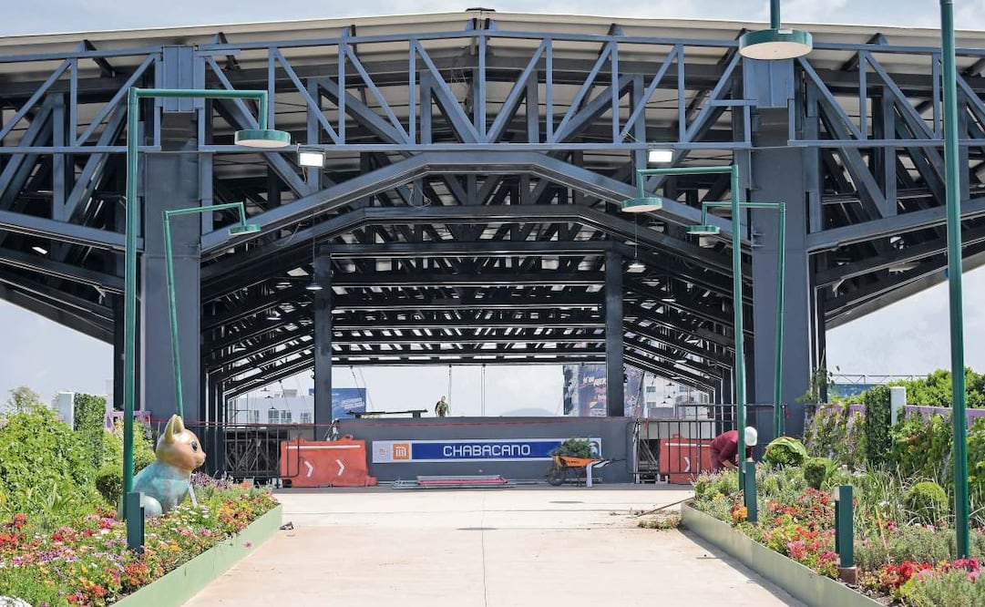En los próximos días se habilitará el acceso al Metro Chabacano desde el Jardín Flotante. Foto: SANTIAGO CADENA/EL UNIVERSAL