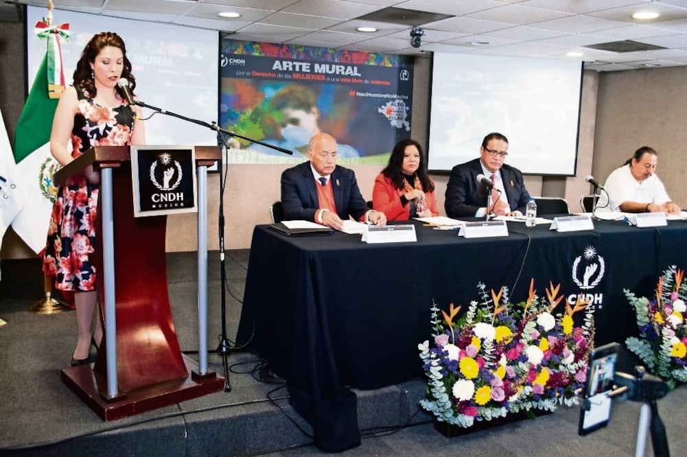 El presidente de la CNDH señaló que continuarán trabajando en acciones encaminadas a prevenir y erradicar la violencia contra las mujeres. (FOTO: ESPECIAL)