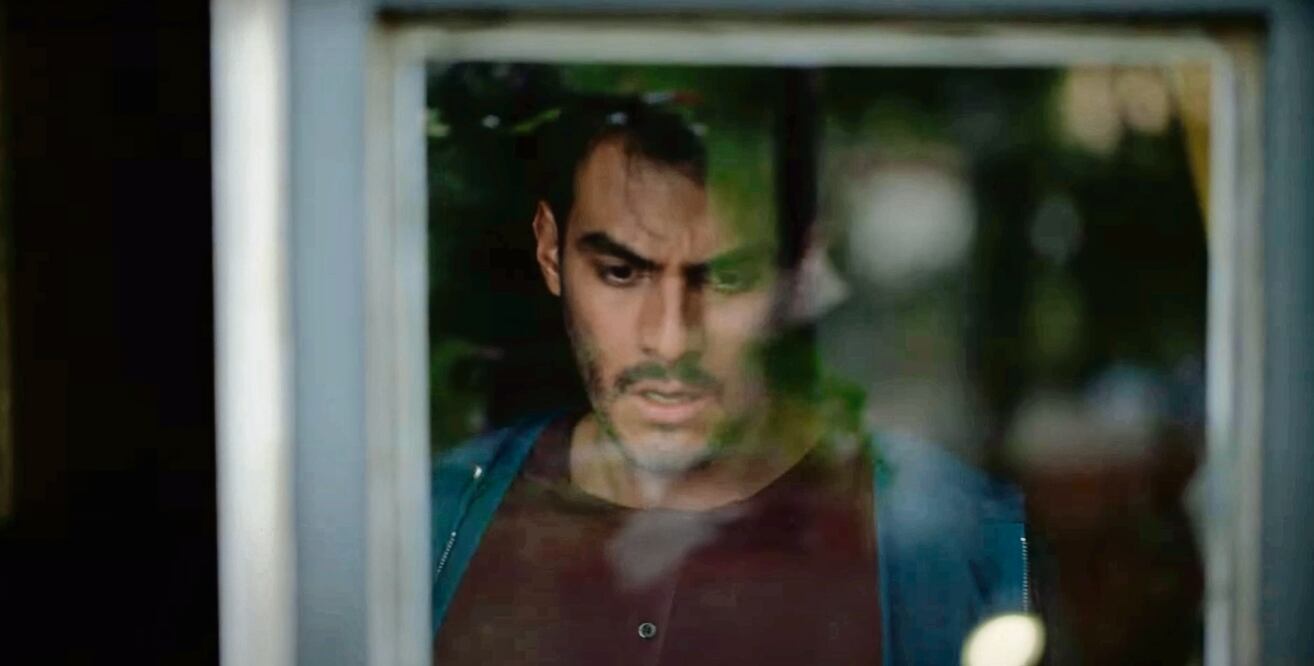 Hugo es un actor a quien la vida le cambia en el encierro. Foto: Mil Nubes Cine