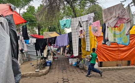 "Hay gente buena, pero uno que otro nos trata mal", dice migrante en CDMX