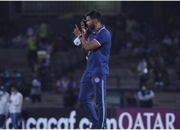 ¿Cuáles son los motivos de la detención de Joaquín Velázquez, auxiliar ténico de Juan Reynoso?