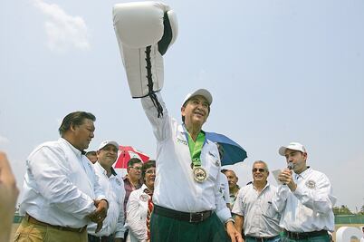 Yunes Landa dice que dará “manotazo” para poner orden