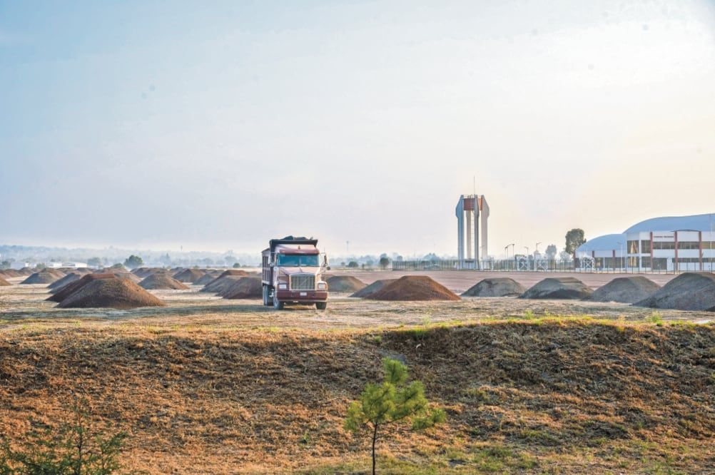 Según la Manifestación de Impacto Ambiental del Aeropuerto de Santa Lucía, el viaducto elevado podría ocasionar daños a terrenos agrícolas. Foto: ARCHIVO EL UNIVERSAL 