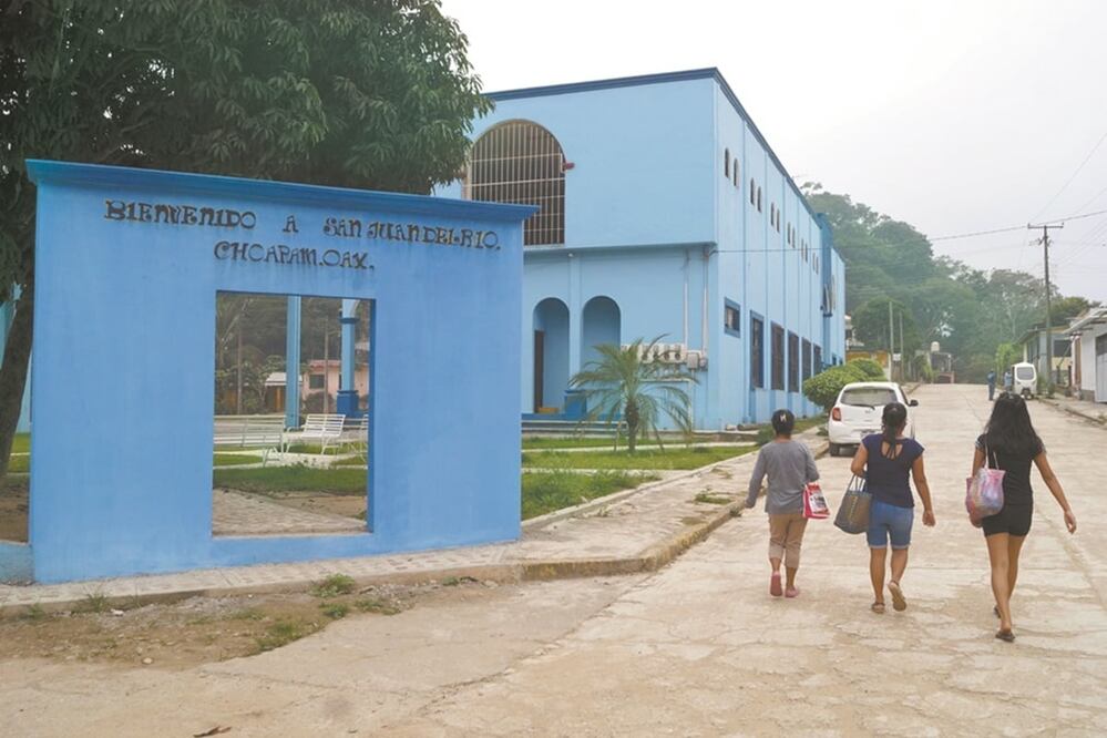 Ha pasado poco más de un mes desde que un baile popular detonó un brote de Covid y, desde entonces, en la comunidad todos se mantienen en aislamiento. FOTOS: EDWIN HERNÁNDEZ. EL UNIVERSAL