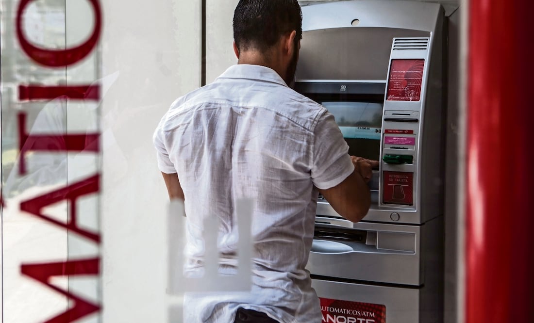 La banca tradicional en México sigue enfocada a clientes en la parte de consumo, de acuerdo con Fitch Ratings.