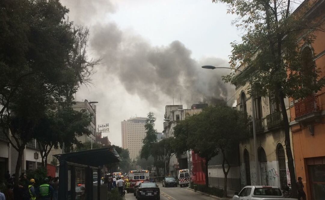 Se incendia edificio en Colonia Centro