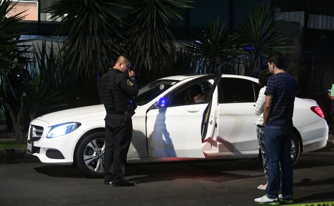 El hombre fue asesinado la noche del viernes a bordo de un auto Mercedes Benz. Foto: El Gráfico