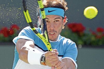 Rafael Nadal padece ante el juvenil Zverev