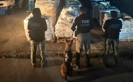 Aseguran tractocamión con precursores químicos en Durango; transportaba más de 13 toneladas de esta sustancia