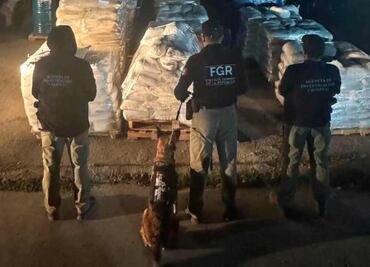 Aseguran tractocamión con precursores químicos en Durango; transportaba más de 13 toneladas de esta sustancia