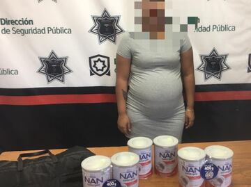 Detienen a mujer embarazada por intentar robar 6 latas de leche en polvo en Coahuila
