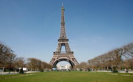 La Torre Eiffel cerrada por conflicto laboral