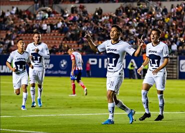 Pumas golea al San Luis y la afición se mete con Matosas